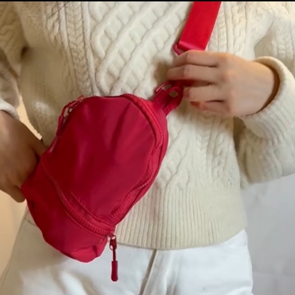 Belt Sling Crossbody Bags with Adjustable Strap NWOT - Picture 15 of 16